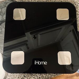 iHome Black and Silver Digital Scale
